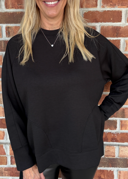 Scuba Round Neck Pullover